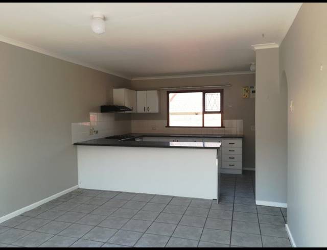 3 BEDROOM TOWNHOUSE RENTED IN HUMEWOOD